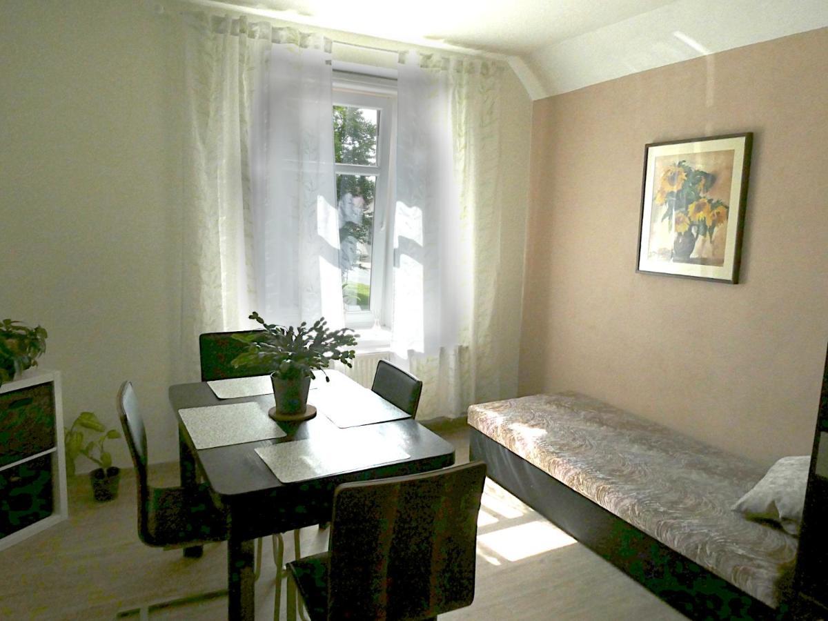 Apartman Marenka โนเวมิสโต นา โมราเวีย ภายนอก รูปภาพ