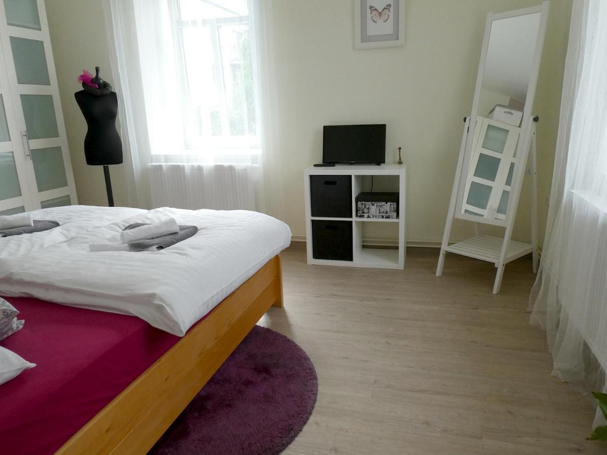 Apartman Marenka โนเวมิสโต นา โมราเวีย ภายนอก รูปภาพ