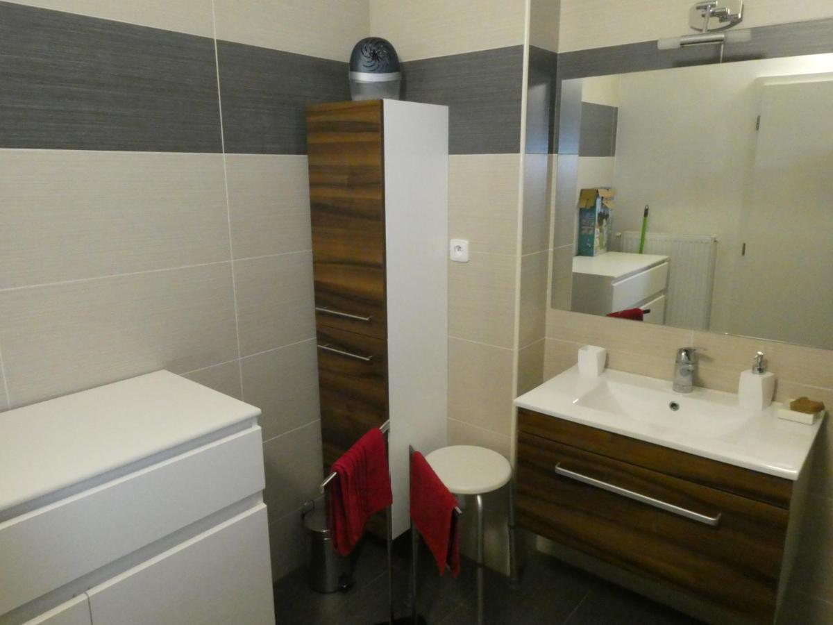 Apartman Marenka โนเวมิสโต นา โมราเวีย ภายนอก รูปภาพ